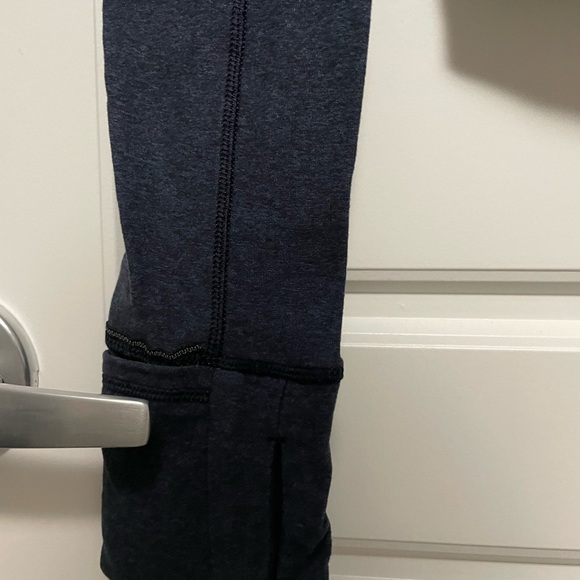 IT'S RULU RUN CROPPED HALF-ZIP

Heathered True Navy/Black - Picture 4 of 7